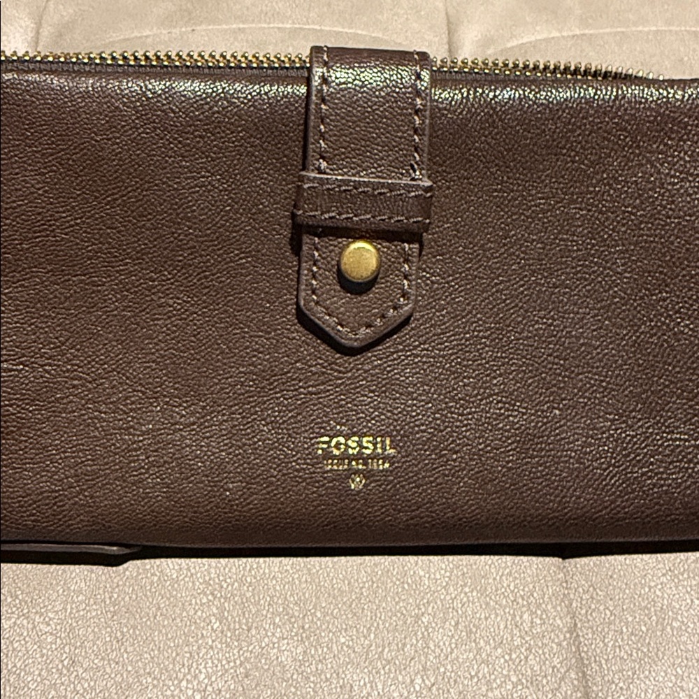 Fossil Dark Brown Leather Wristlet